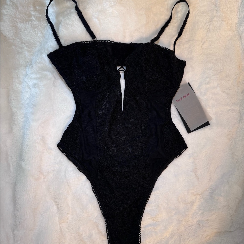 Elle Reve‎ Passion Bodysuit Black NWT Size Large